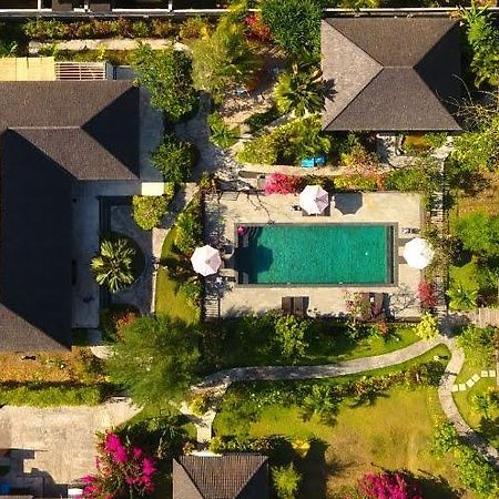 Taman Dewi Sri Villa Et Bungalow Пемутеран Экстерьер фото