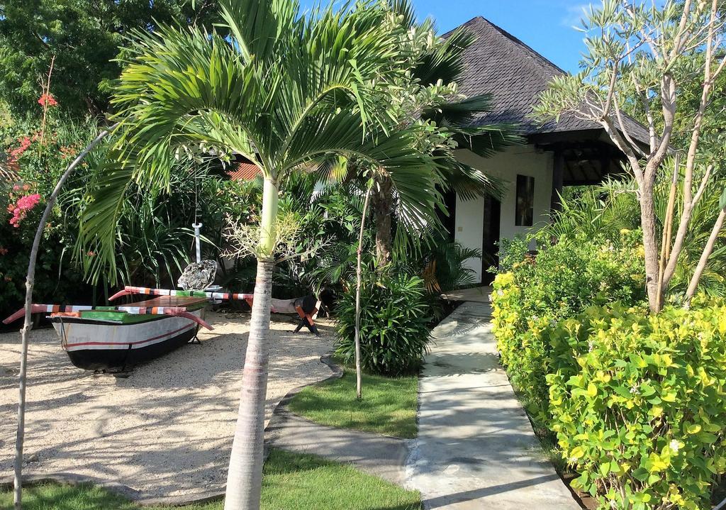 Taman Dewi Sri Villa Et Bungalow Пемутеран Экстерьер фото